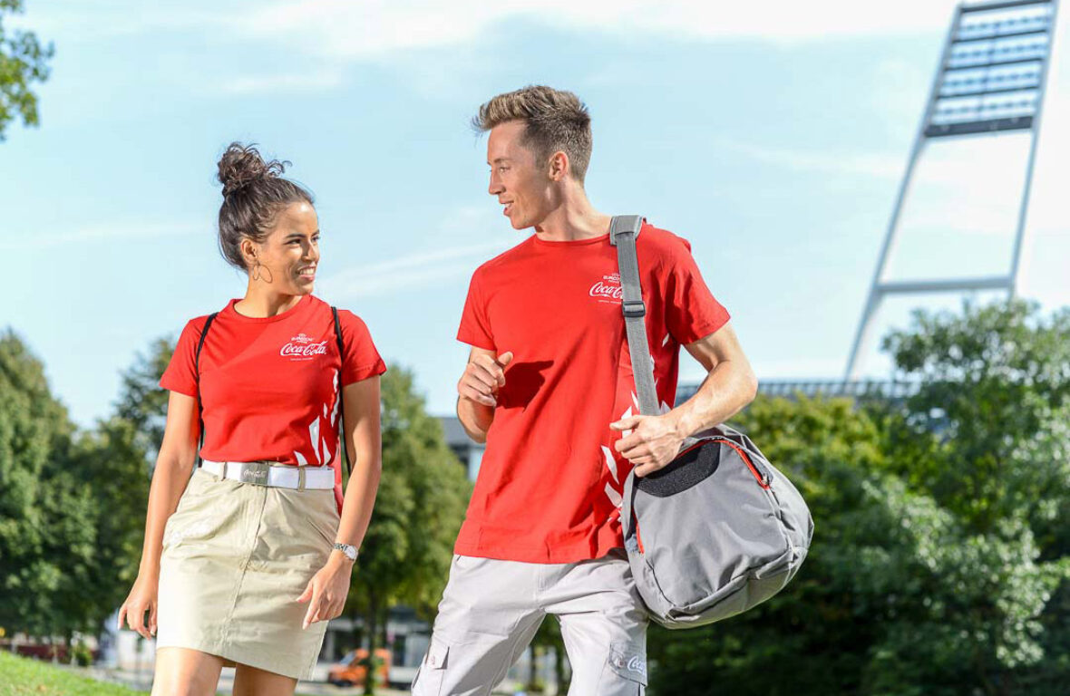 Merchandising Werbemittel Textilien Gürtel, Weekender, T-Shirts